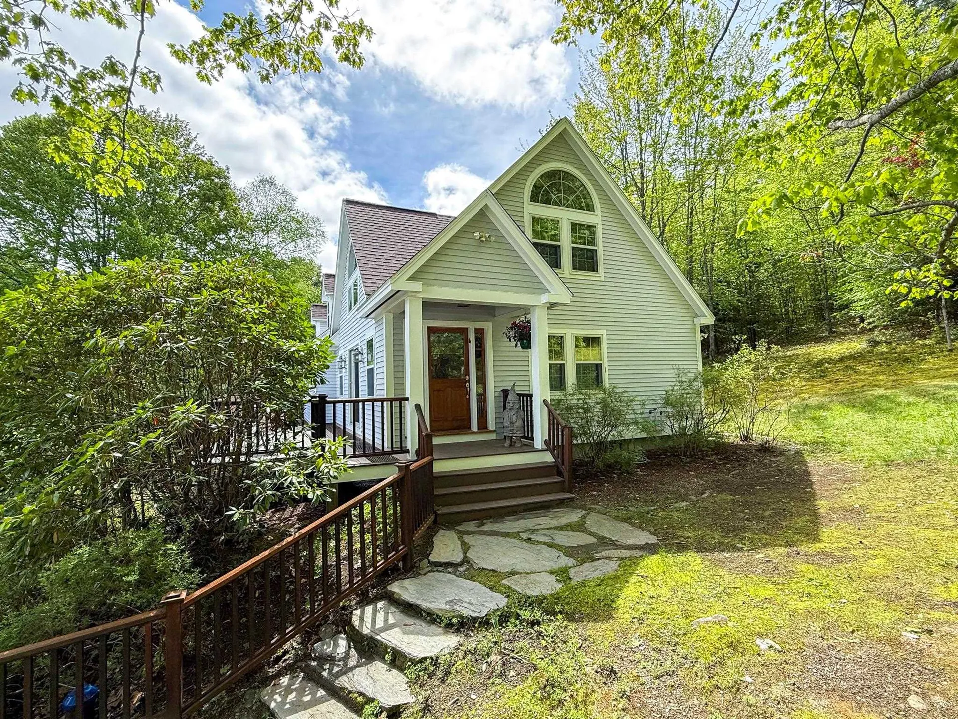 14 Maries Way Lebanon NH 03766