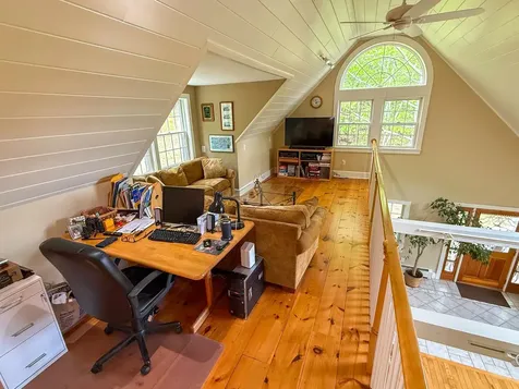 14 Maries Way Lebanon NH 03766