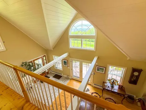 14 Maries Way Lebanon NH 03766