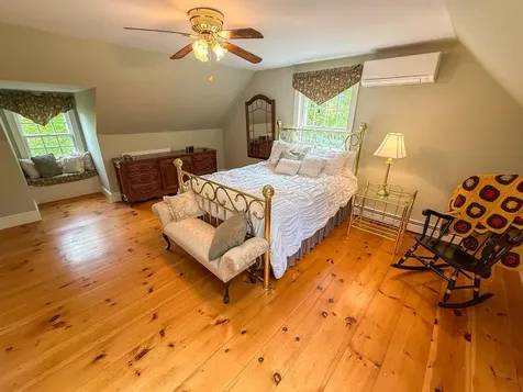 14 Maries Way Lebanon NH 03766