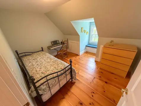 14 Maries Way Lebanon NH 03766