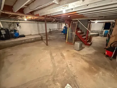 14 Maries Way Lebanon NH 03766