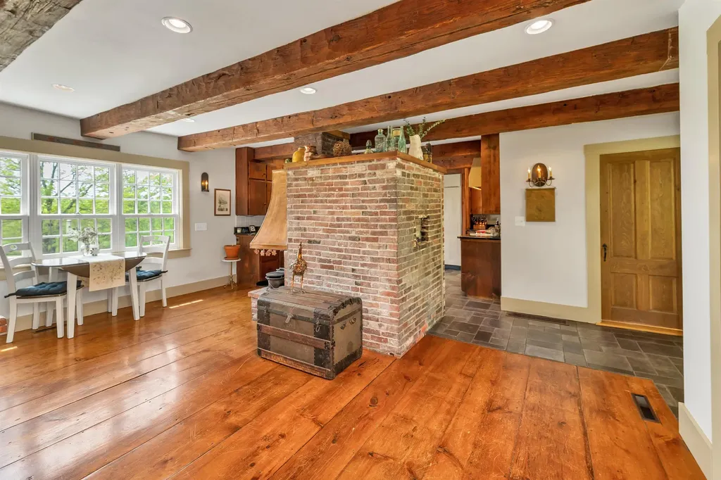 74 Bartlett Road Barnstead NH 03225