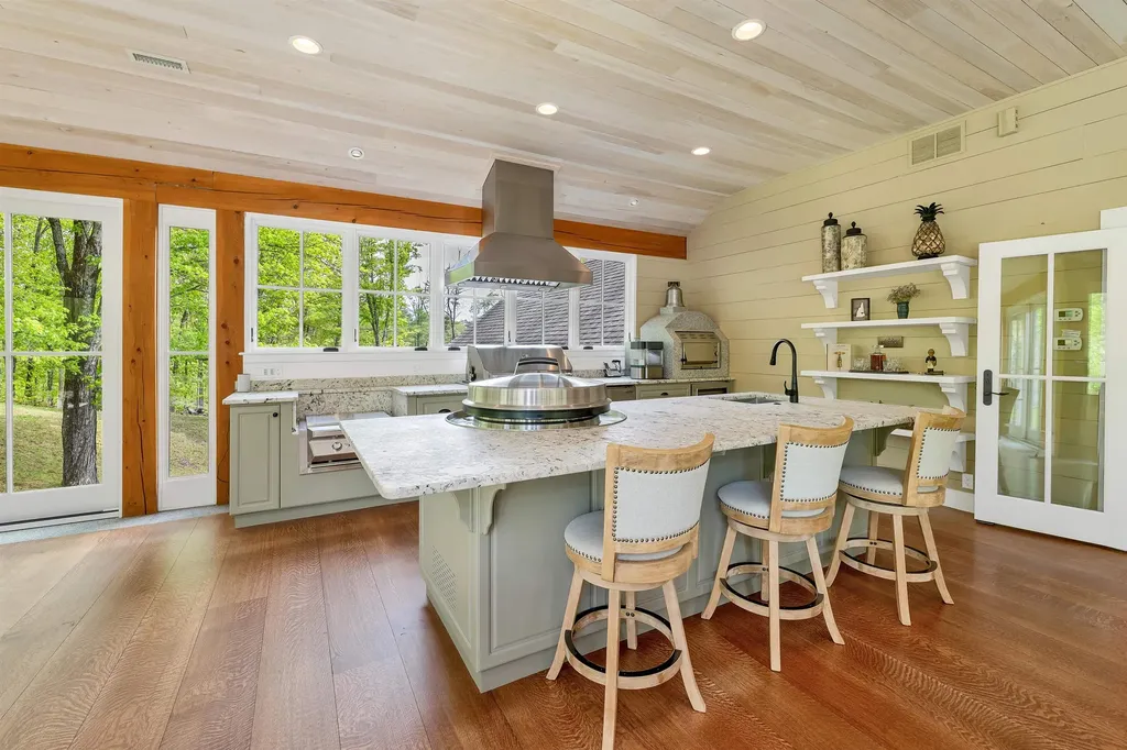 74 Bartlett Road Barnstead NH 03225