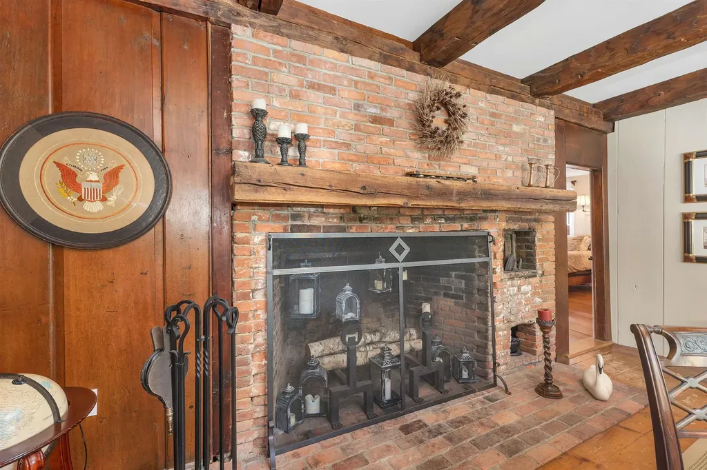 74 Bartlett Road Barnstead NH 03225