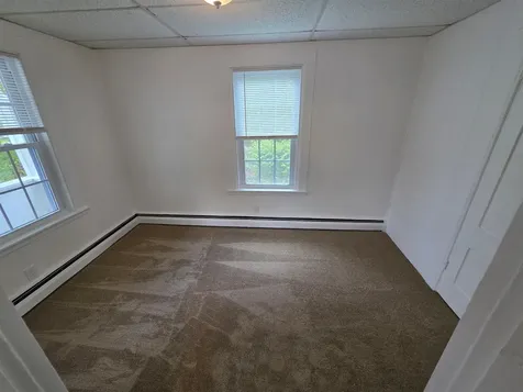 11 Bunker Street Farmington NH 03835
