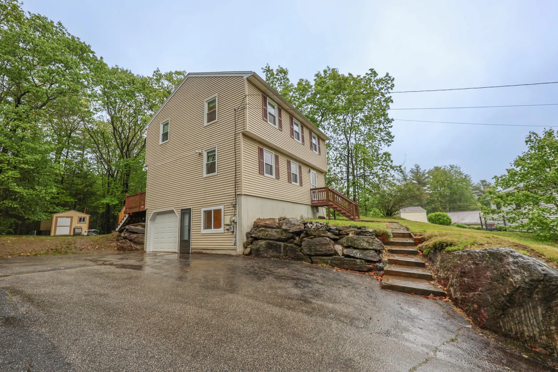 3 Ezekiel Drive Derry NH 03038