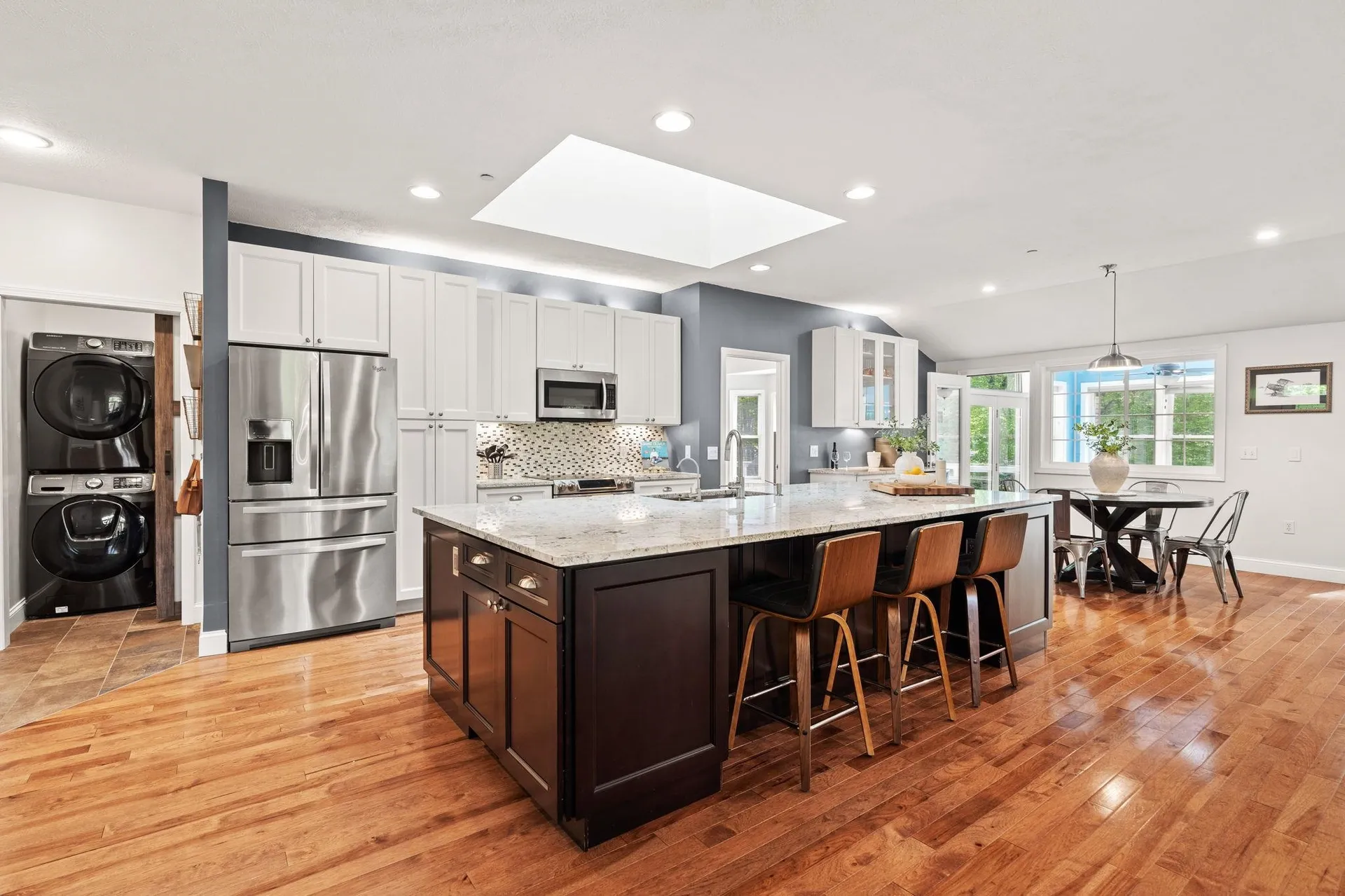 7 Danbury Court Londonderry NH 03053