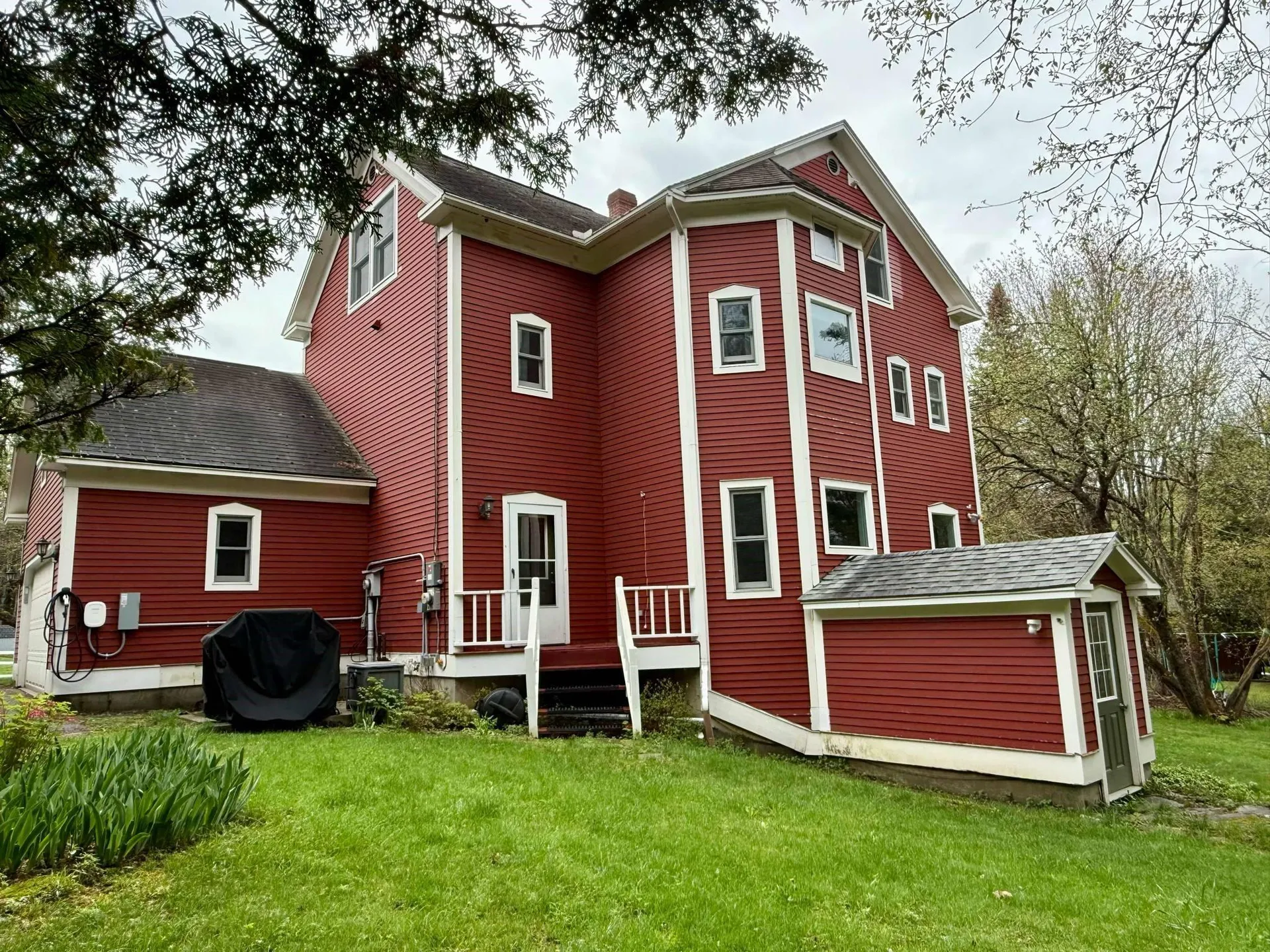 421 Farmer Drive St. Johnsbury VT 05819