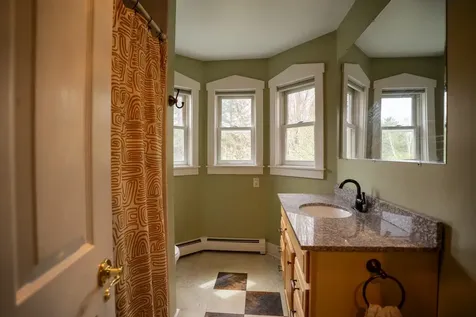 421 Farmer Drive St. Johnsbury VT 05819