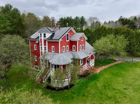 421 Farmer Drive St. Johnsbury VT 05819