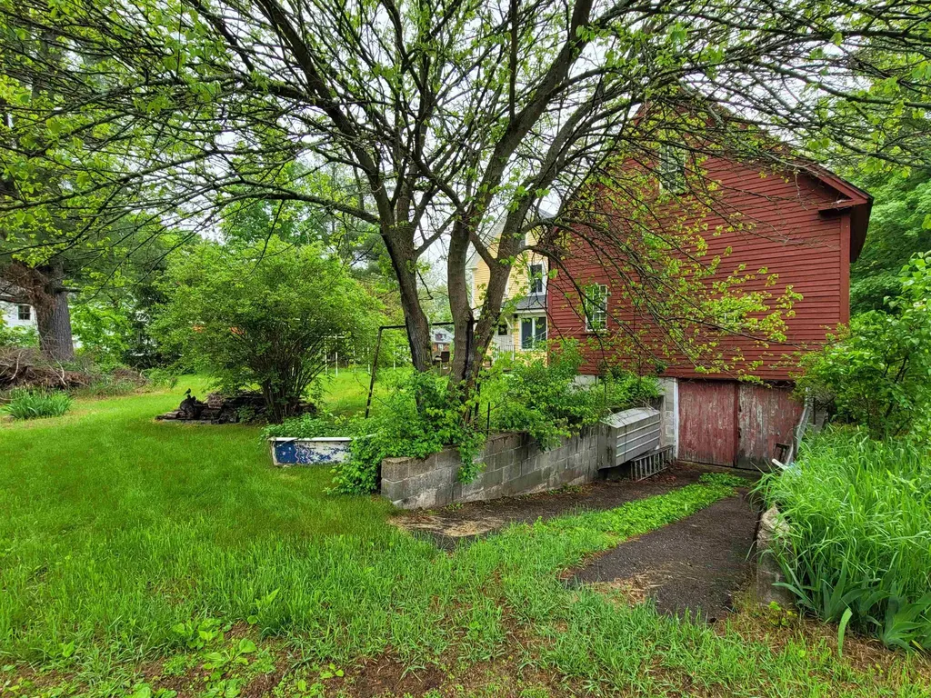 241 King Street Boscawen NH 03303