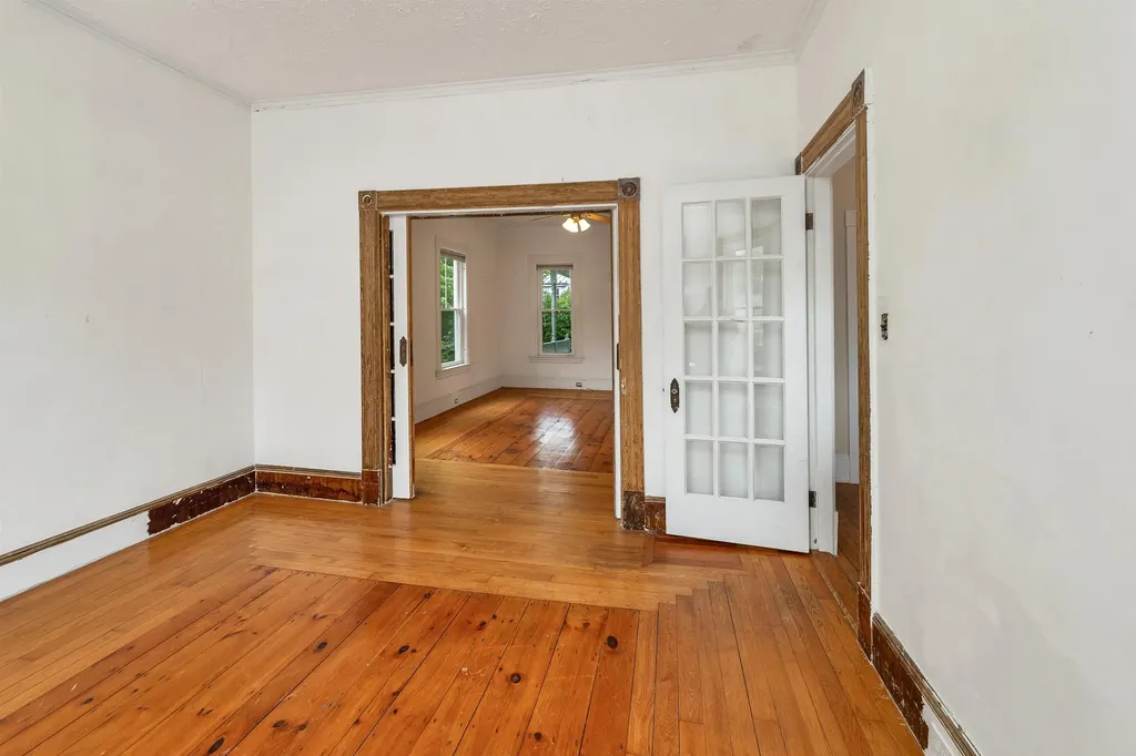 366 Walnut Street Manchester NH 03104