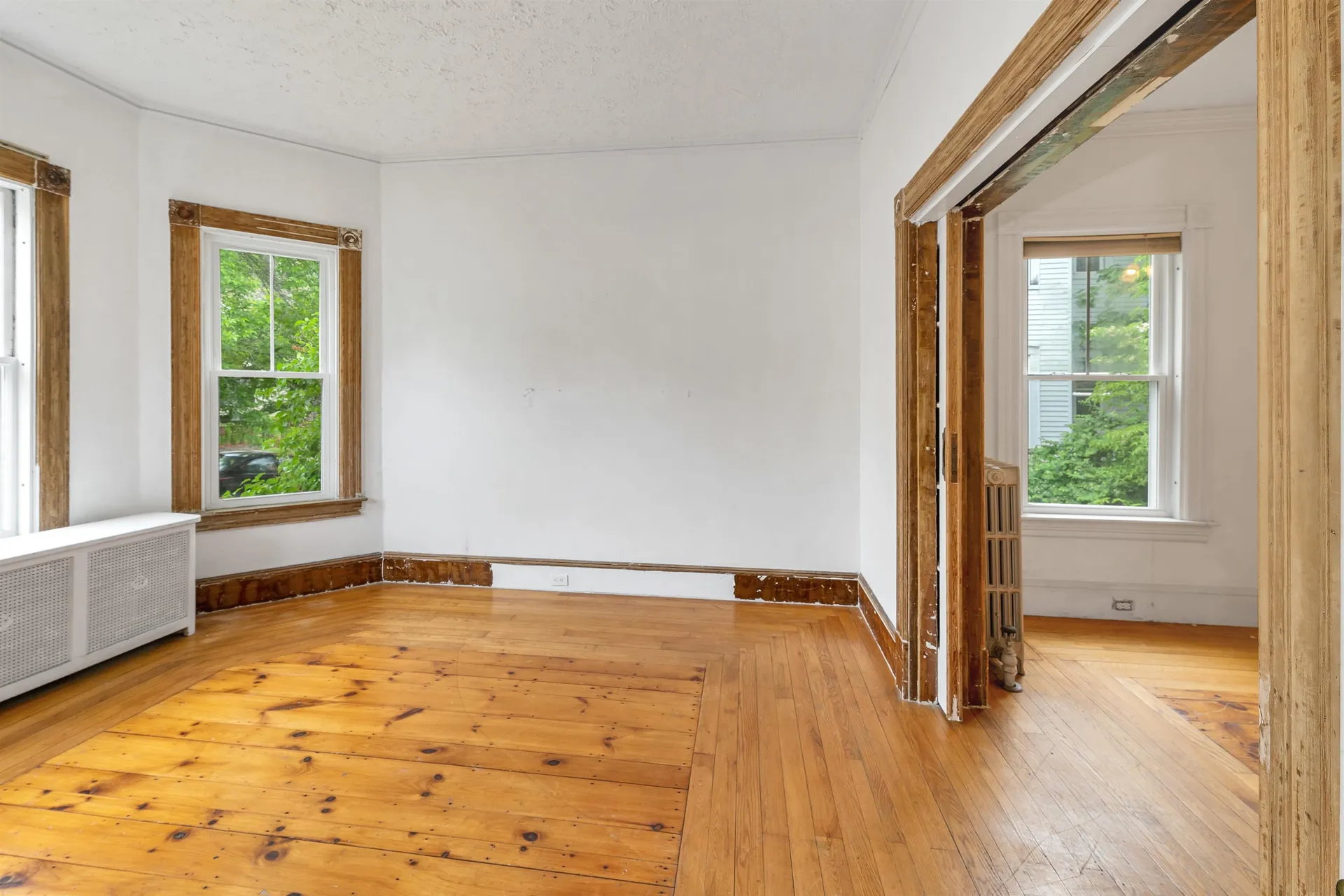 366 Walnut Street Manchester NH 03104