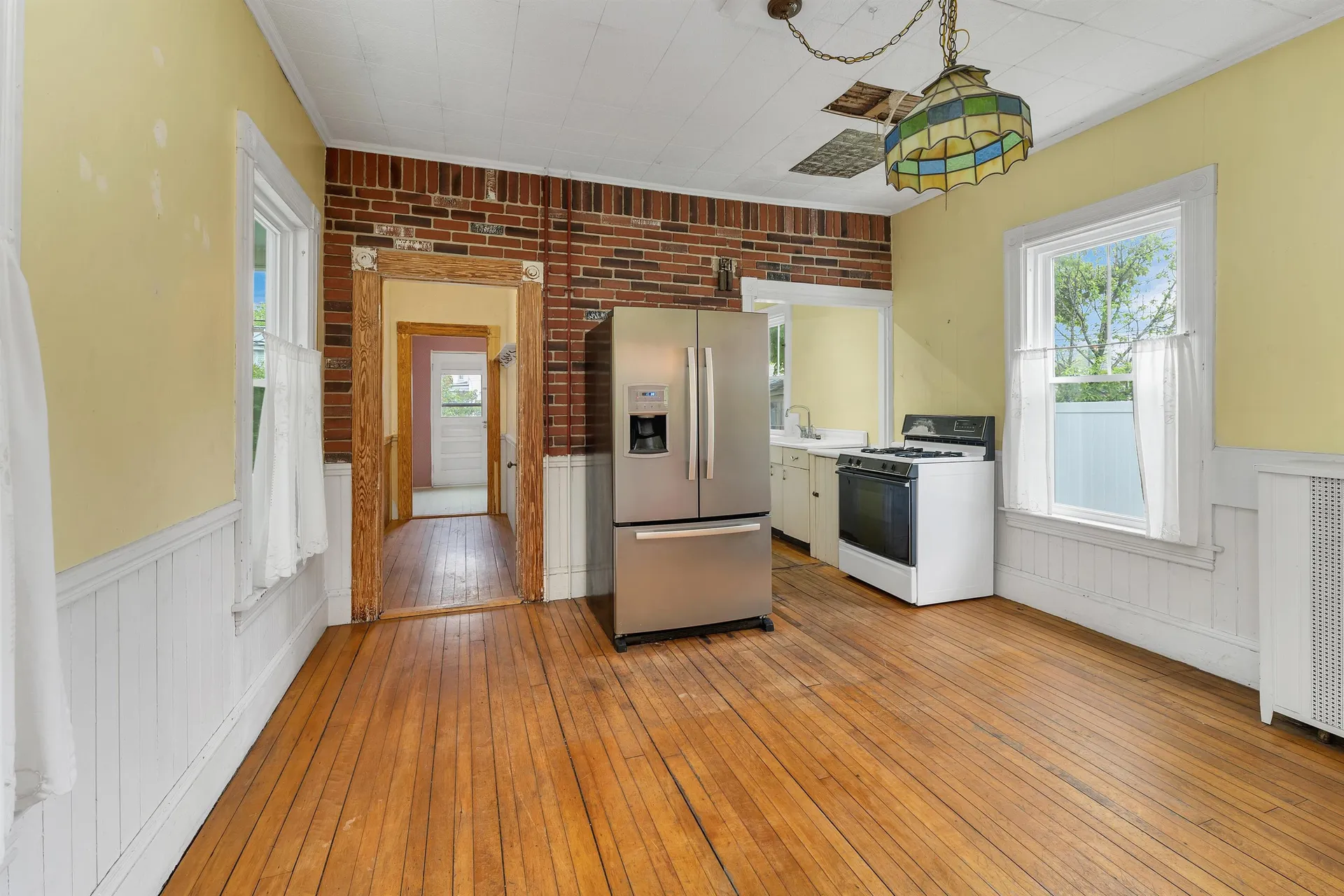 366 Walnut Street Manchester NH 03104