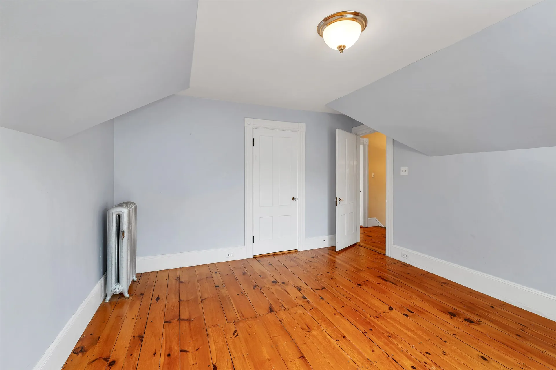 366 Walnut Street Manchester NH 03104