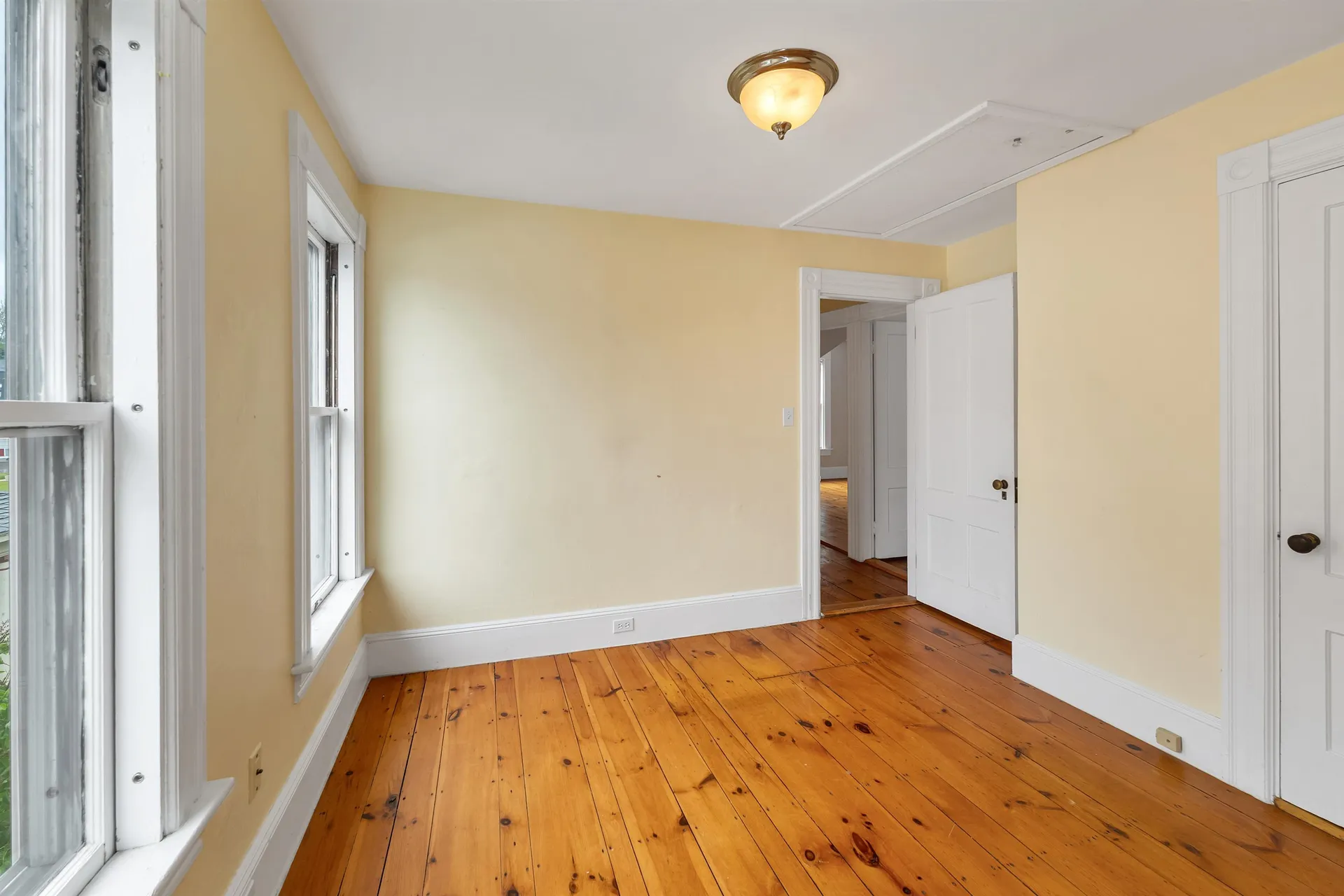 366 Walnut Street Manchester NH 03104