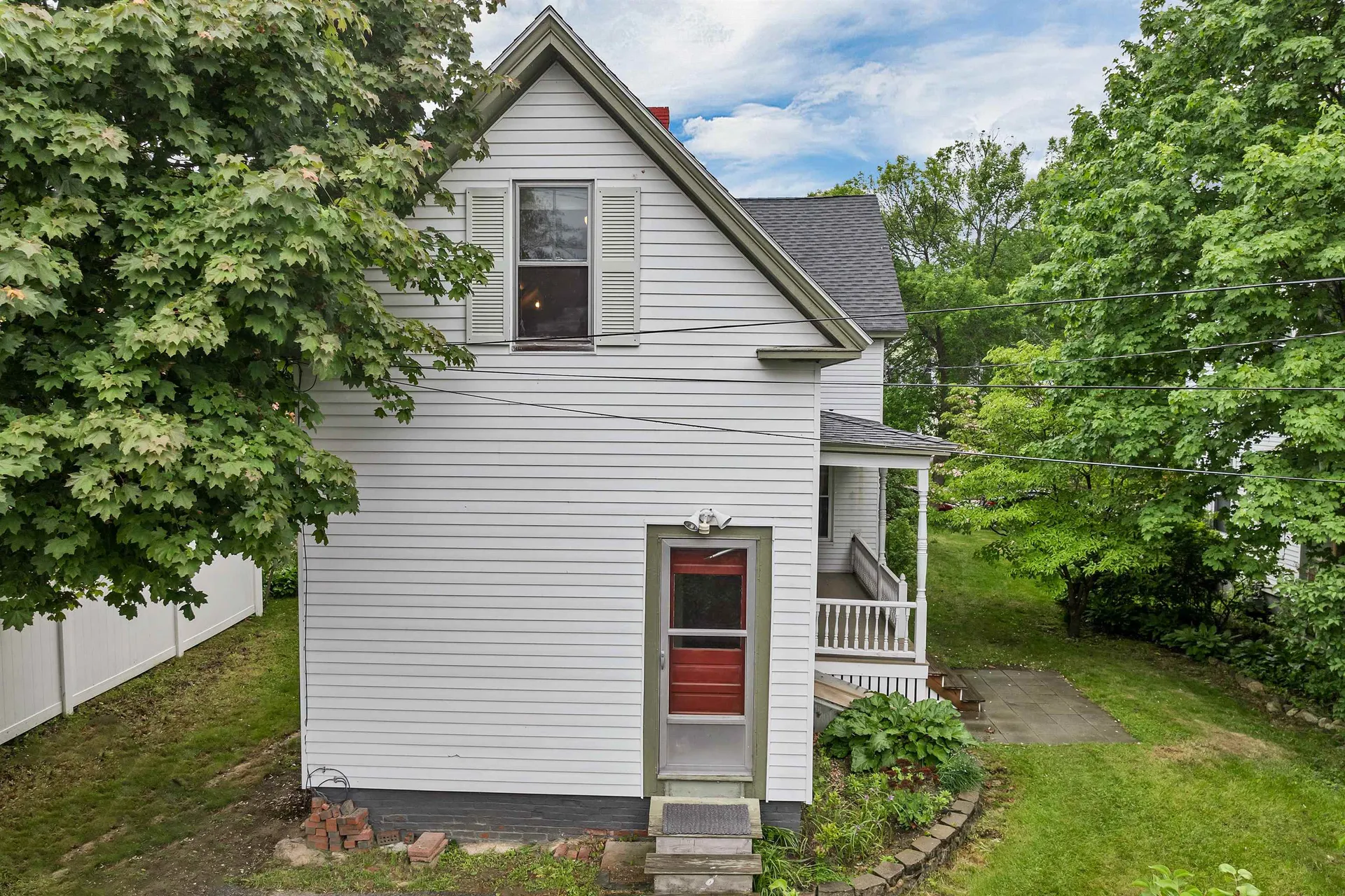 366 Walnut Street Manchester NH 03104