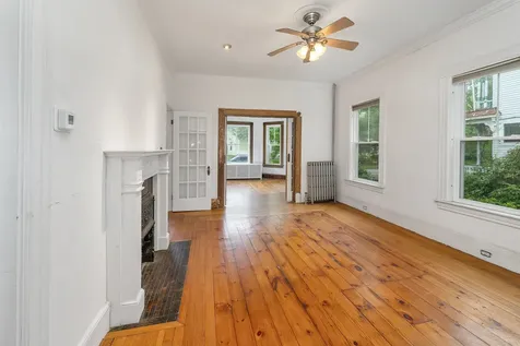 366 Walnut Street Manchester NH 03104