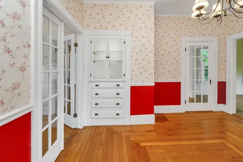 366 Walnut Street Manchester NH 03104