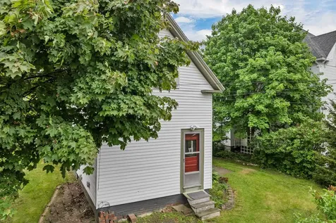 366 Walnut Street Manchester NH 03104