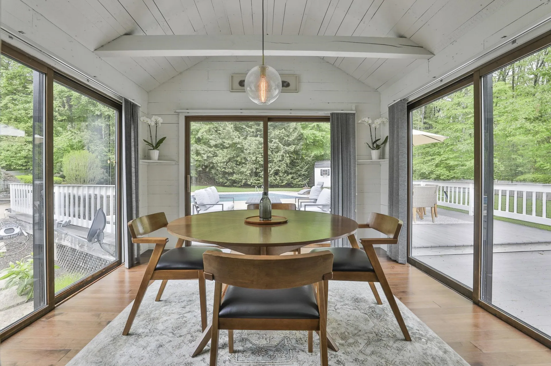 9 Edinburgh Drive Bedford NH 03110