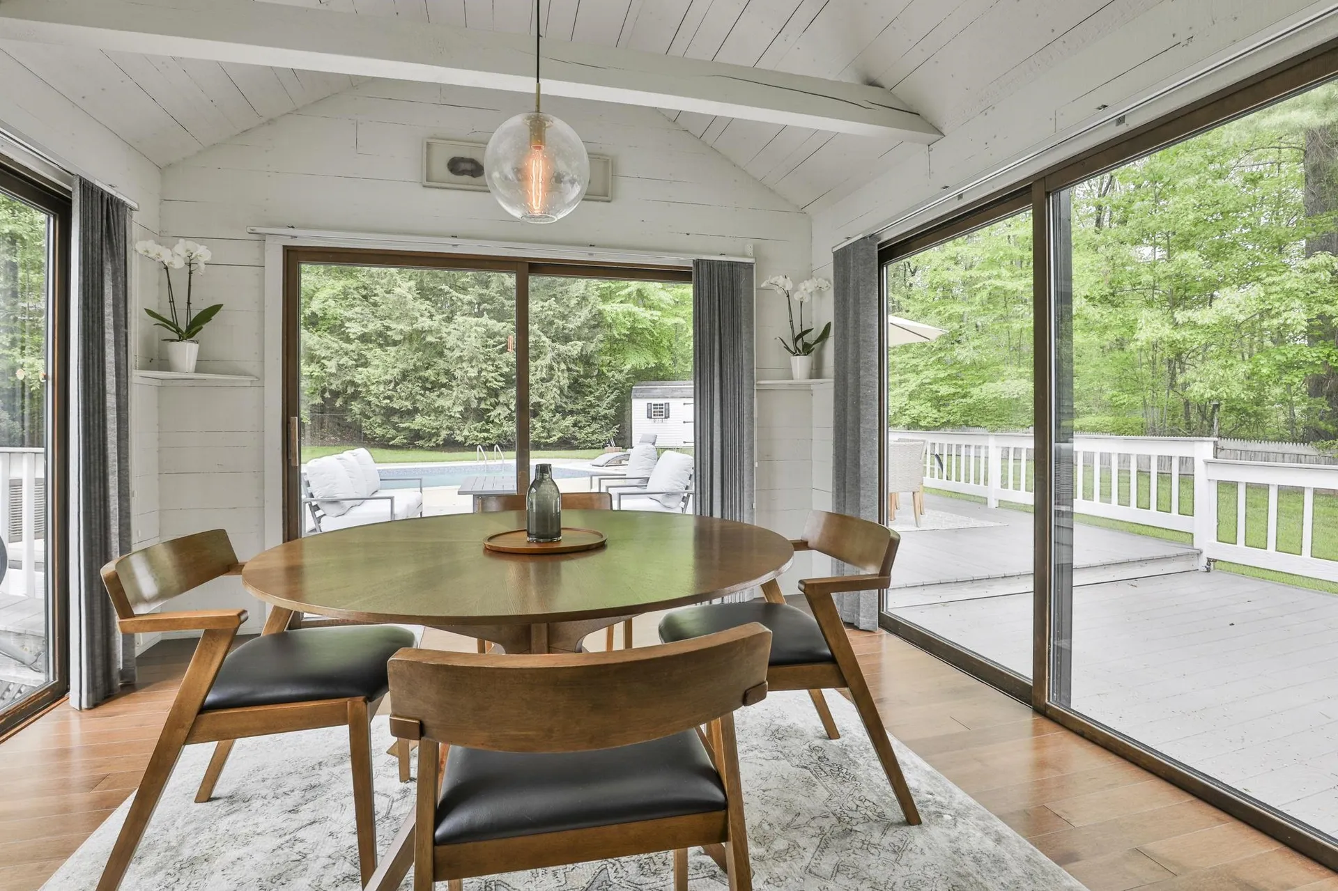 9 Edinburgh Drive Bedford NH 03110