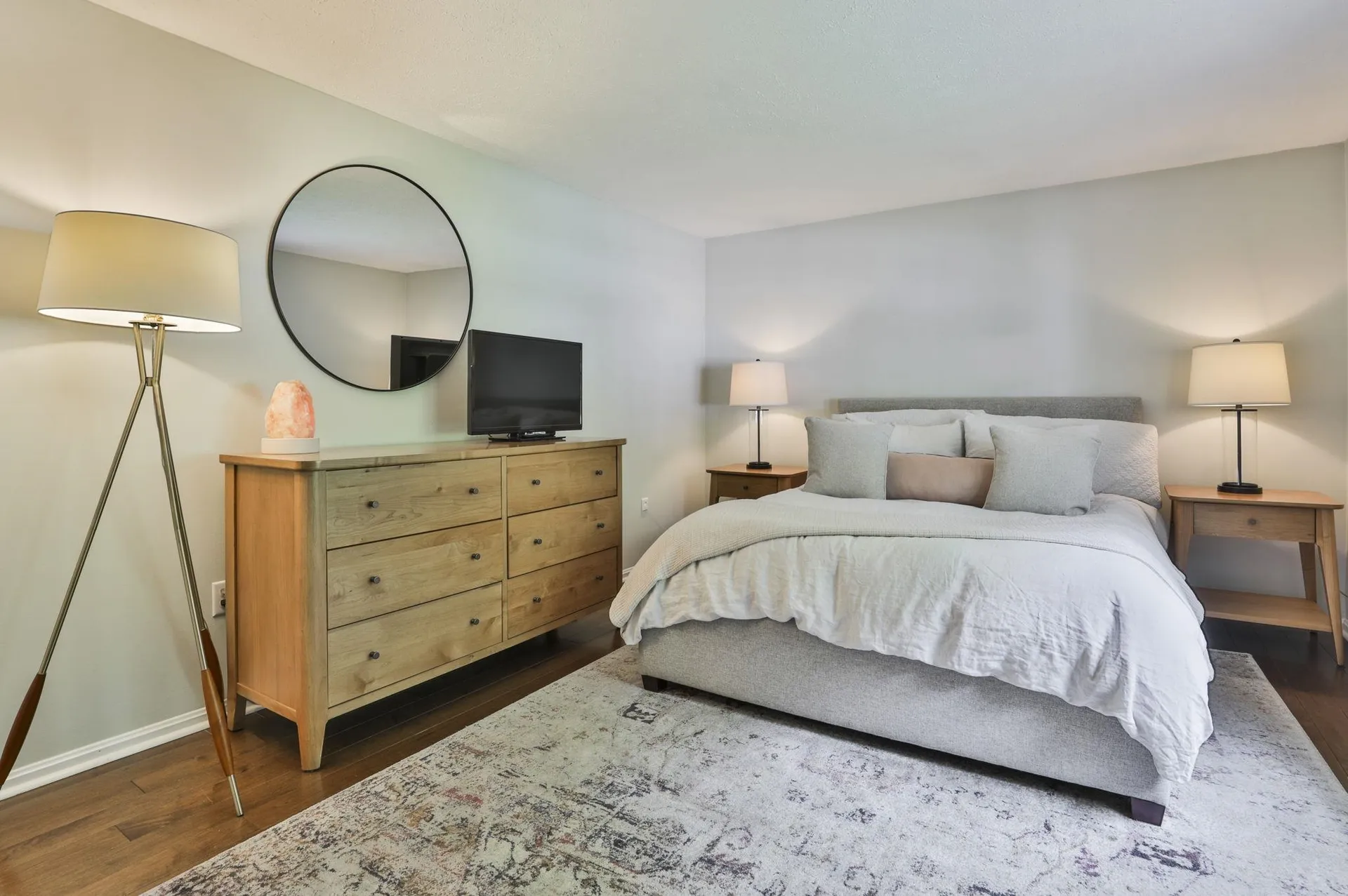 9 Edinburgh Drive Bedford NH 03110