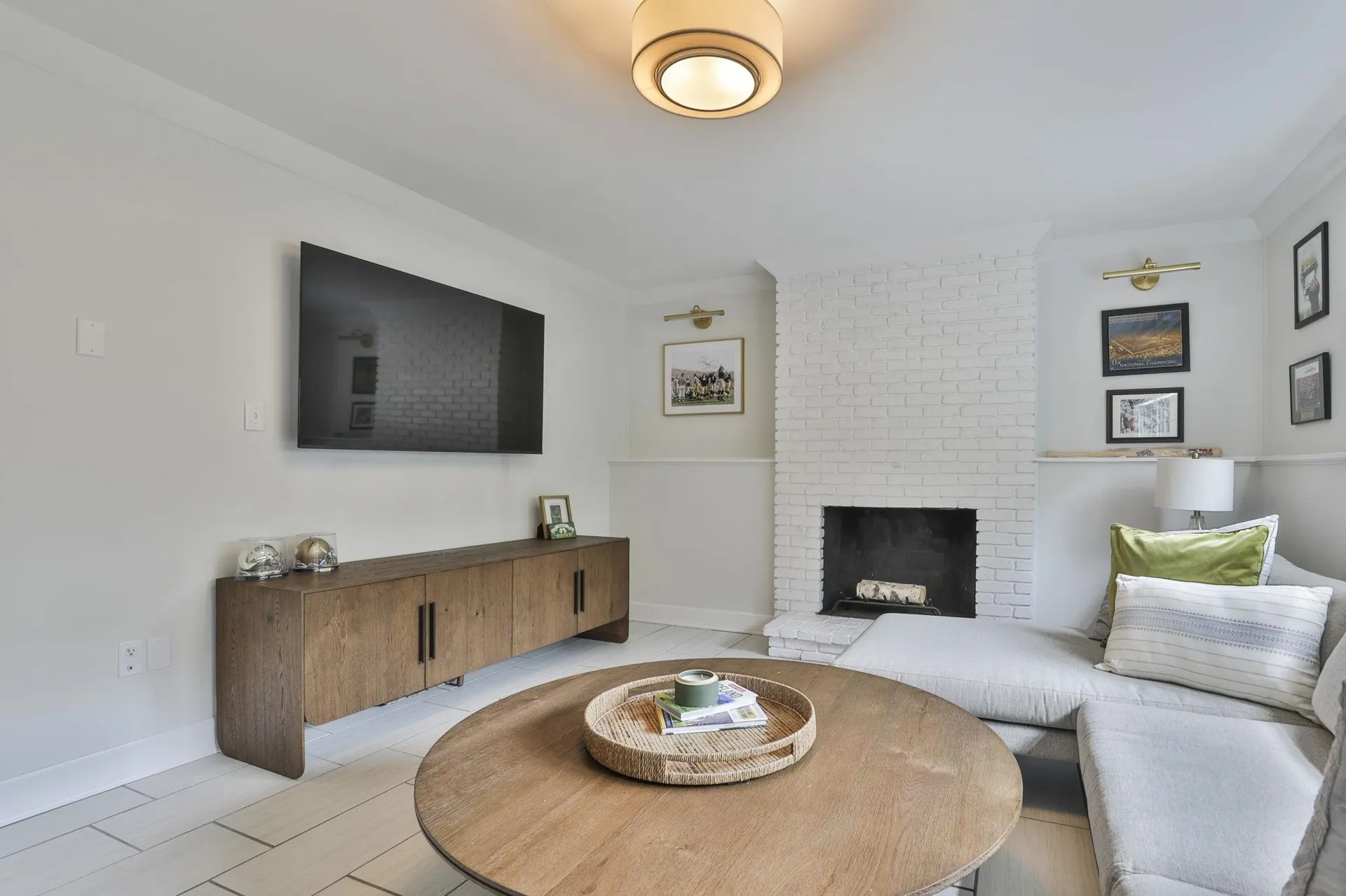 9 Edinburgh Drive Bedford NH 03110