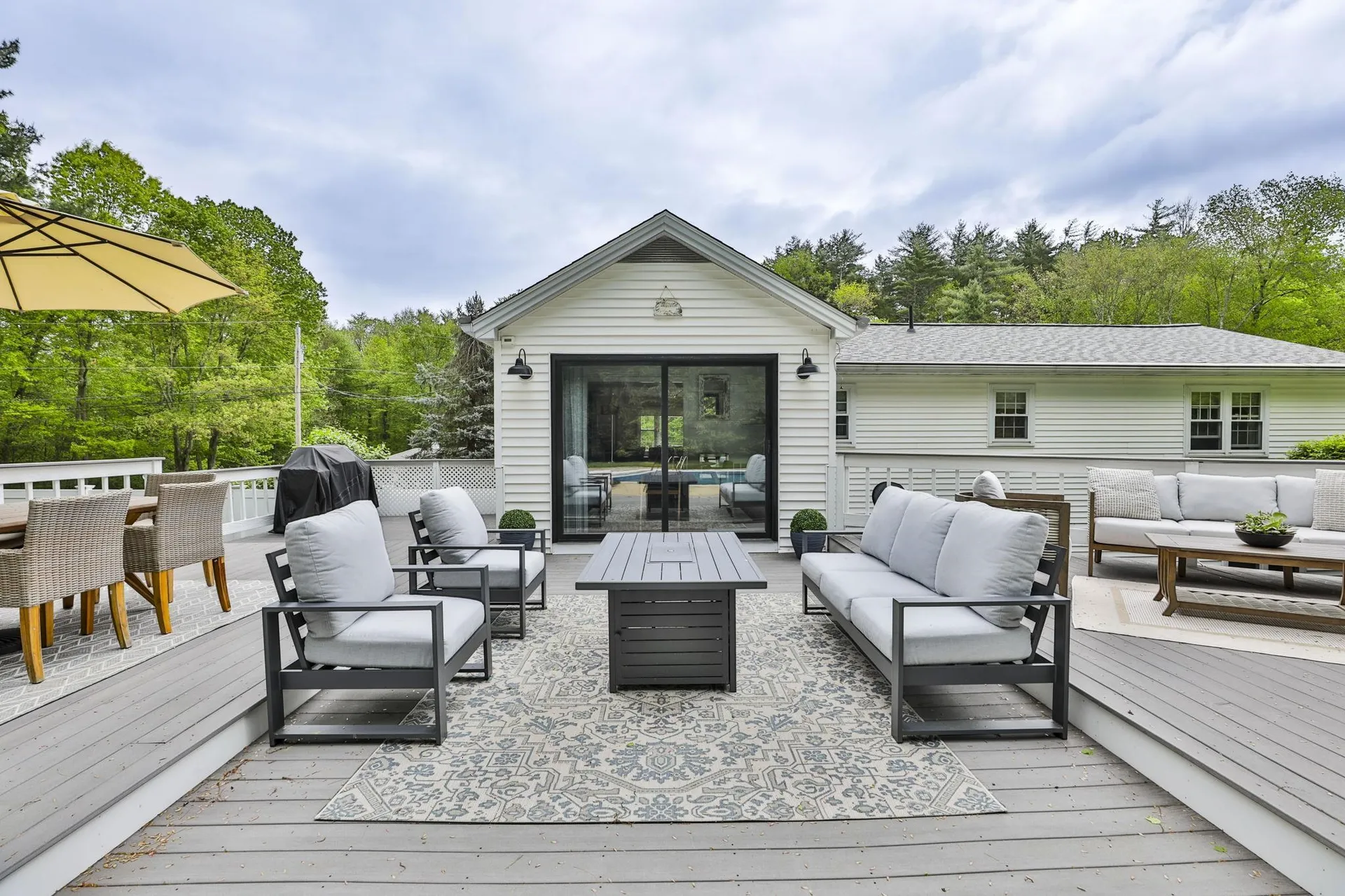 9 Edinburgh Drive Bedford NH 03110