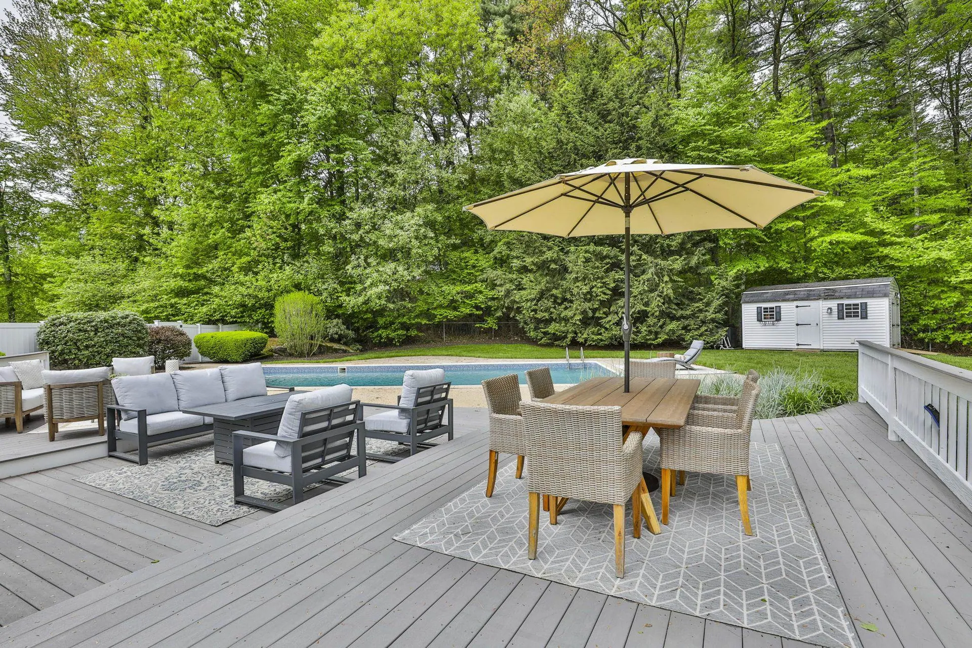 9 Edinburgh Drive Bedford NH 03110