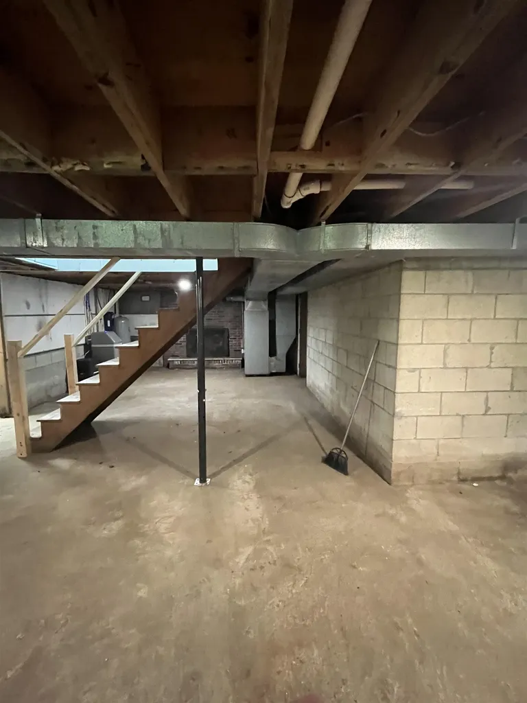 94 Nichols Lane Charlestown NH 03603