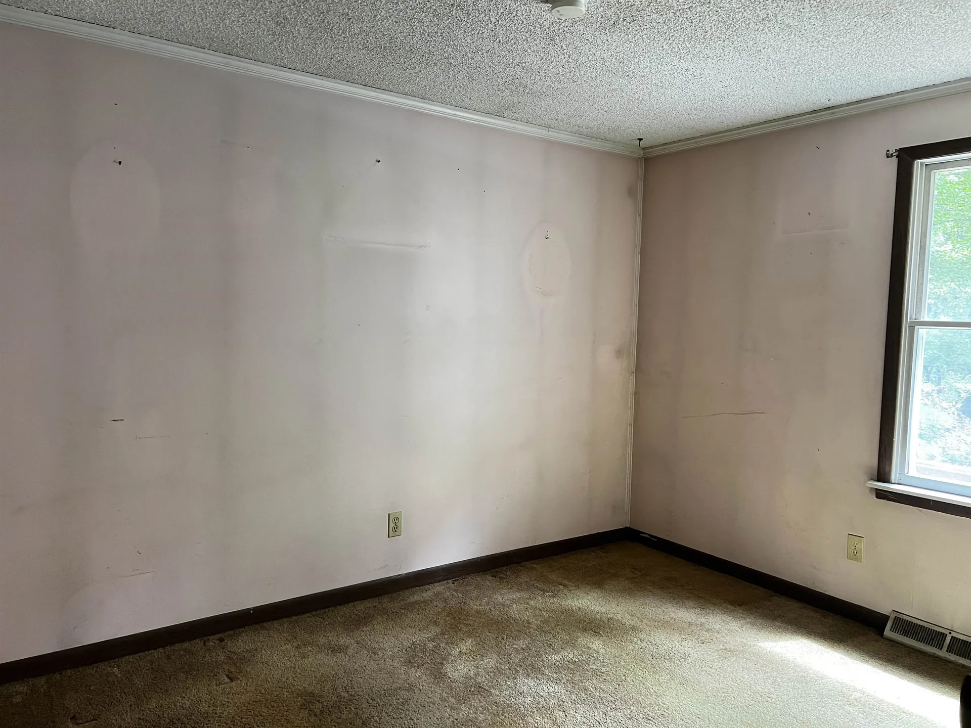 29 Oak Hill Road Hinsdale NH 03451