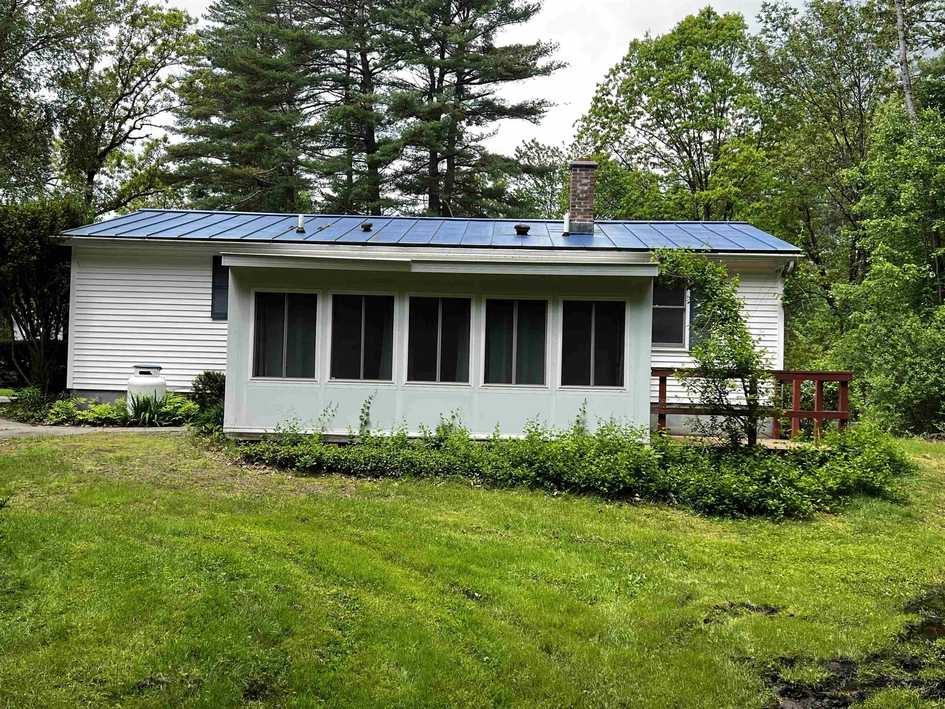 29 Oak Hill Road Hinsdale NH 03451
