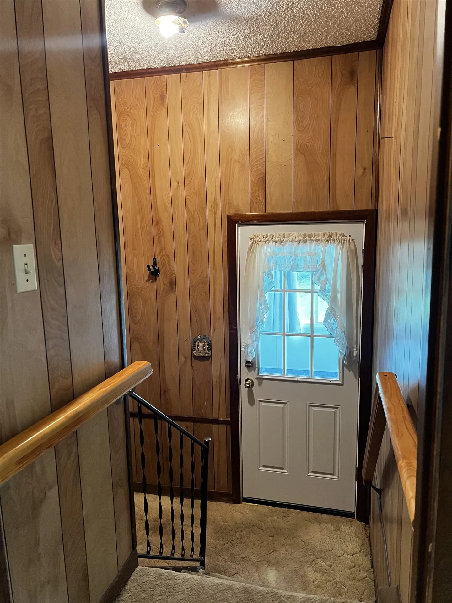 29 Oak Hill Road Hinsdale NH 03451