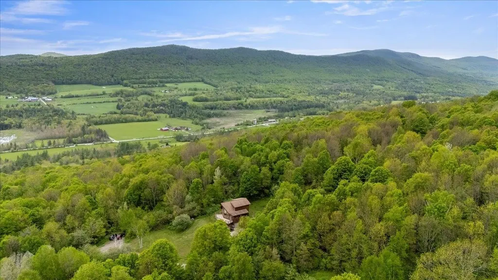 204 Highview Ridge Extension Danby VT 05739
