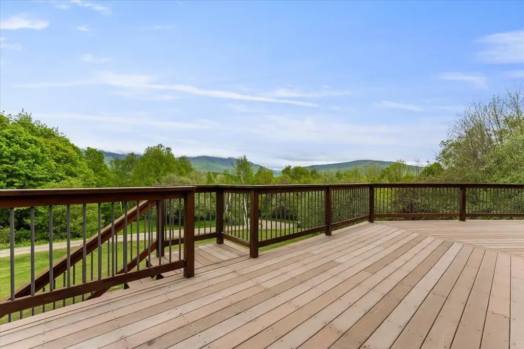 204 Highview Ridge Extension Danby VT 05739