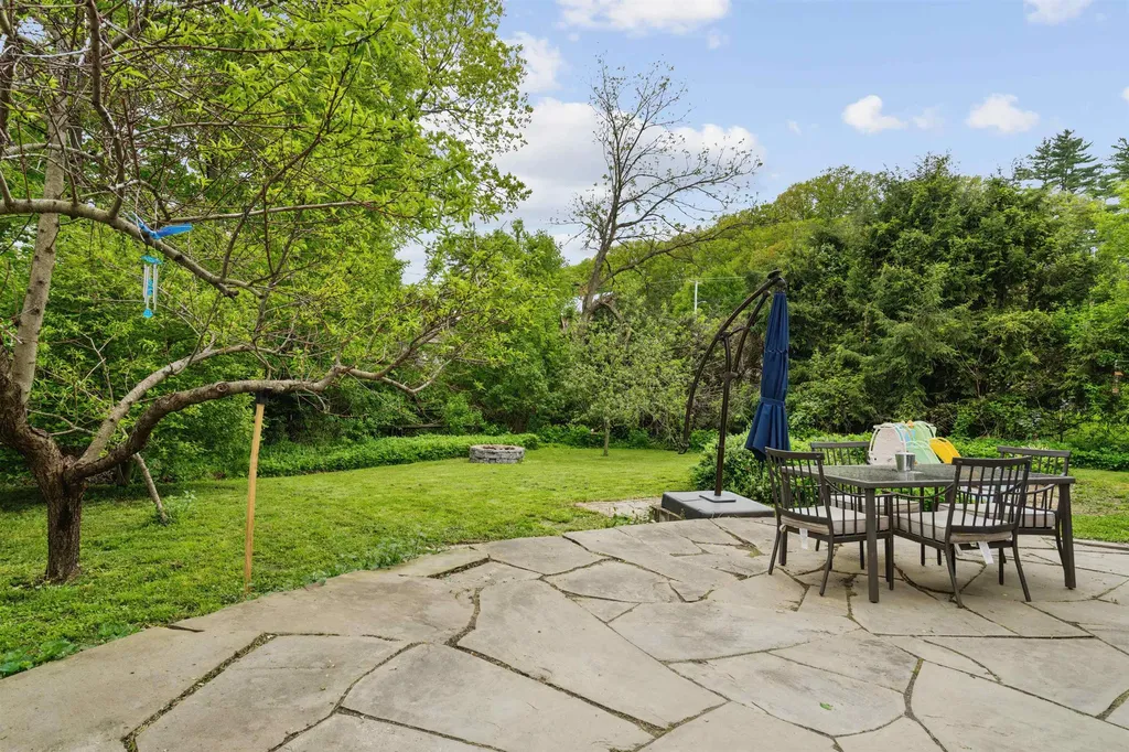 35 Depot Street Hartford VT 05088