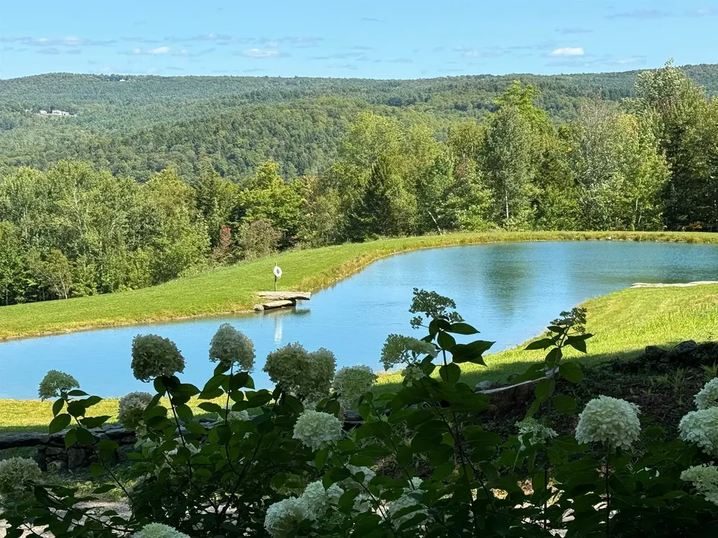 284 Amsden Road Barnard VT 05031