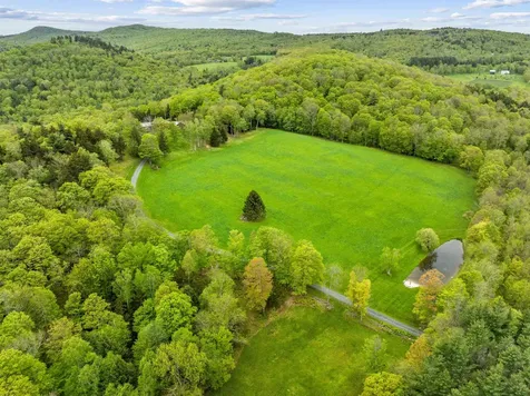 284 Amsden Road Barnard VT 05031