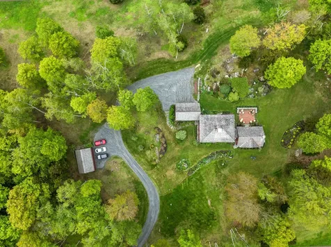 284 Amsden Road Barnard VT 05031