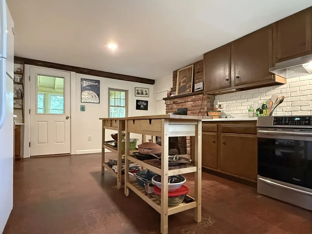 81 Main Street Vergennes VT 05491