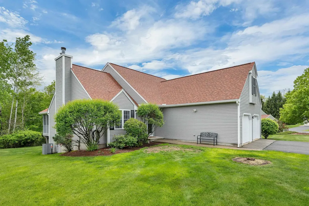 2 Thresher Road Nashua NH 03063