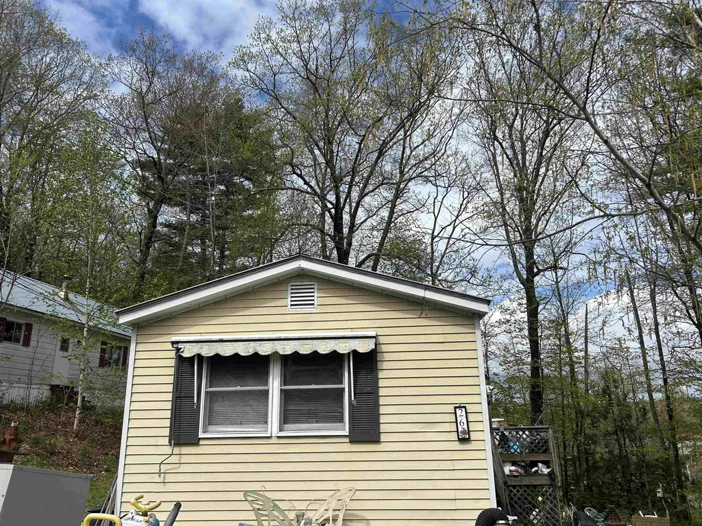23 Liscomb Circle Gilford NH 03246