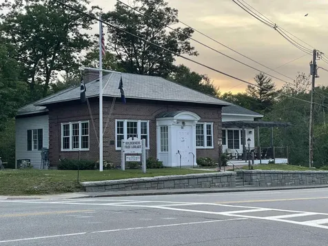 6 Buttonwood Road Holderness NH 03245