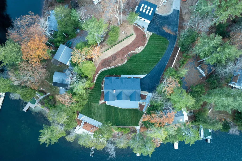 11 Quimby Road Meredith NH 03253