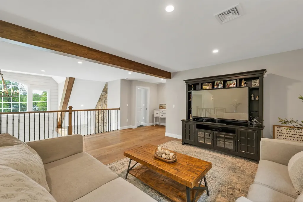 11 Quimby Road Meredith NH 03253