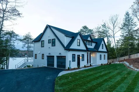 11 Quimby Road Meredith NH 03253