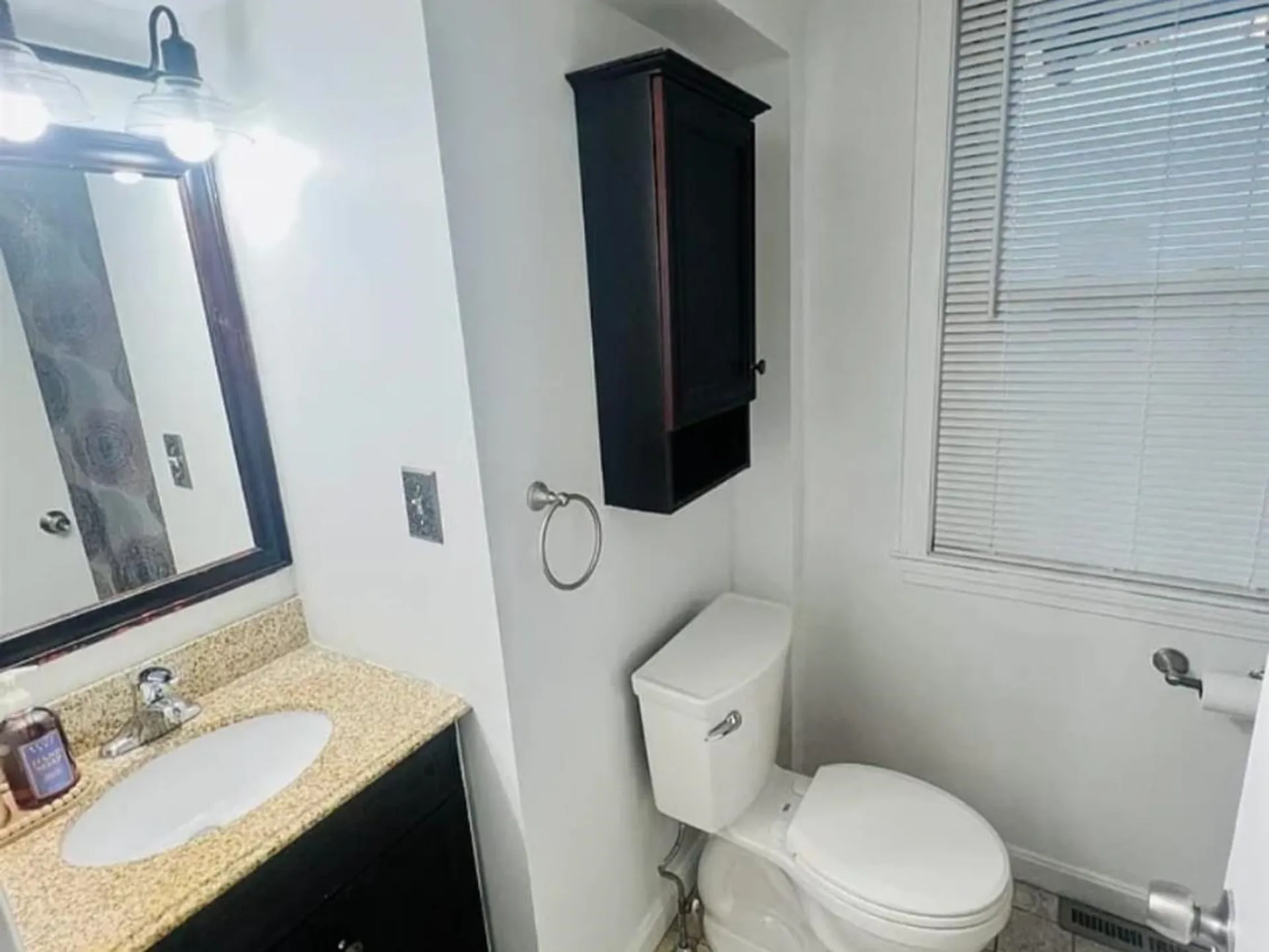 384 Belmont Street Manchester NH 03103