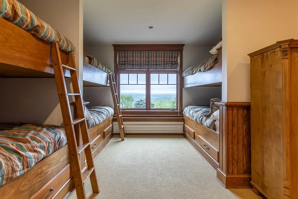 69 Upper Taylor Hill Road Winhall VT 05340